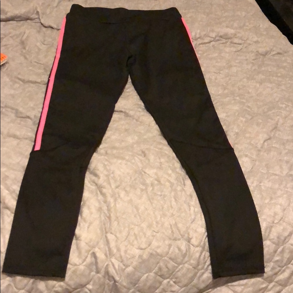 Workout pants